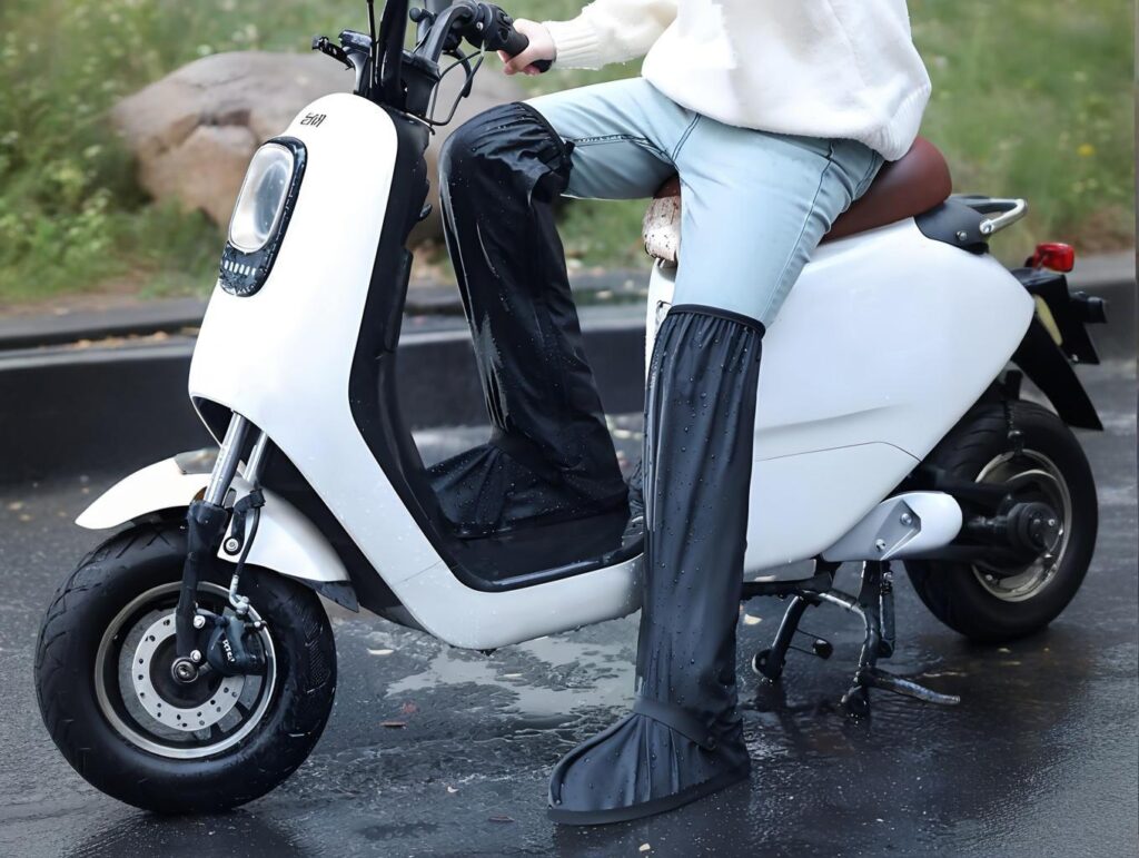 black long waterproof rain shoe covers for motorcycle scooter commuting reusable TPU overshoes